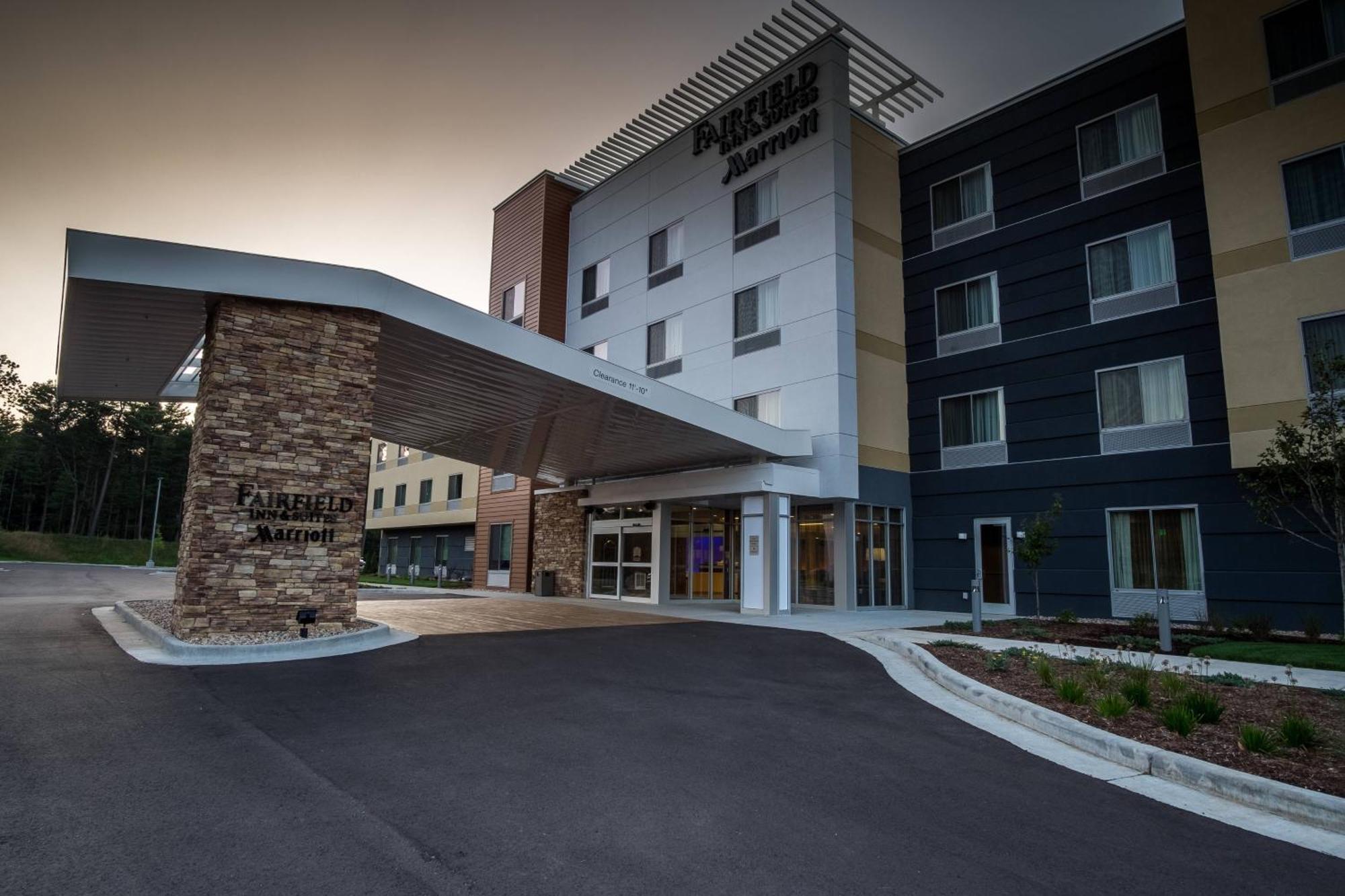 Fairfield Inn & Suites By Marriott Wisconsin Dells Lake Delton Eksteriør bilde